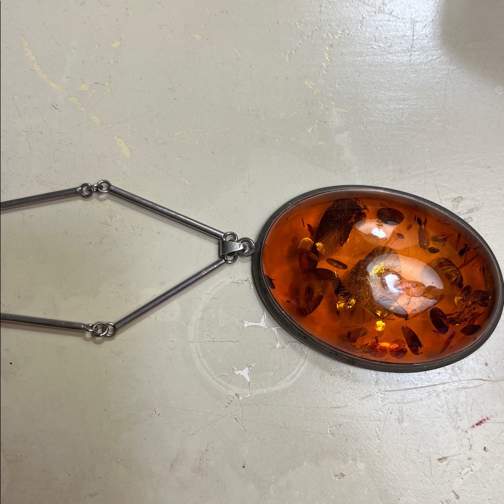 Amber Pendant Silver Necklace - Picture 6 of 6